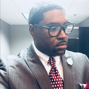 Meet your Posher, Chris